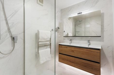 Photo of property in 6/21 Clifton Road, Hauraki, Auckland, 0622