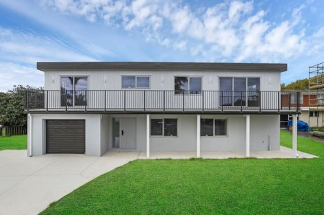 Photo of property in 5 Frank Evans Place, Henderson, Auckland, 0610