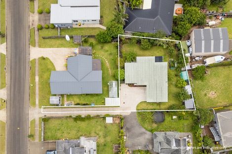 Photo of property in 7 Wells Place, Whitianga, 3510