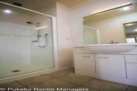 Photo of property in 6 Blackwood Drive, Wattle Downs, Auckland, 2103