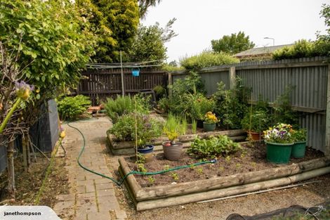 Photo of property in 9 Banks Place, Rangiora, 7400