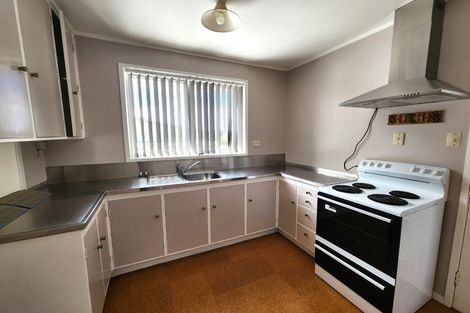 Photo of property in 1/191 Don Buck Road, Massey, Auckland, 0614