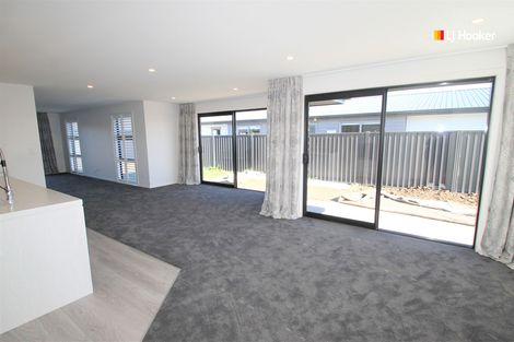 Photo of property in 25 Caledonia Drive, Mosgiel, 9024