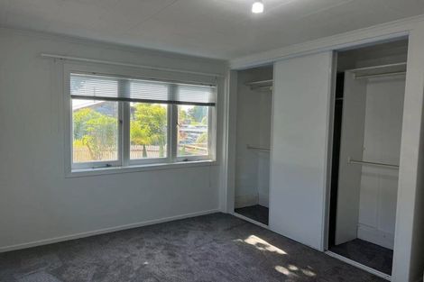 Photo of property in 10 Macnay Way, Murrays Bay, Auckland, 0630