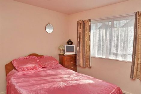 Photo of property in 3/57 Tyrone Street, Belfast, Christchurch, 8051