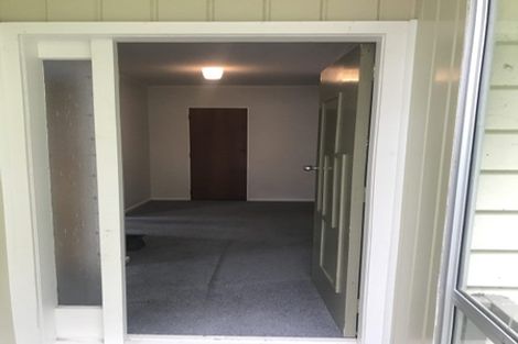 Photo of property in 3 Cyril Way, Paparangi, Wellington, 6037