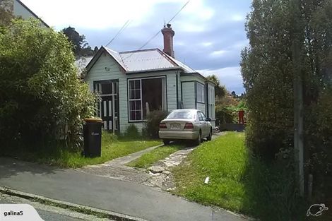 Photo of property in 20 Athol Place, Ravensbourne, Dunedin, 9022