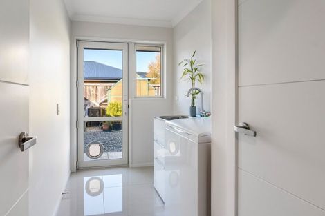 Photo of property in 10 Harold Place, Stoke, Nelson, 7011