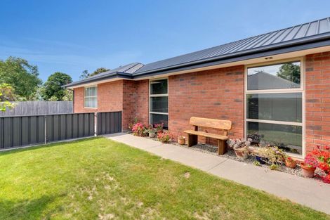 Photo of property in 2b Bank Street, Amberley, 7410