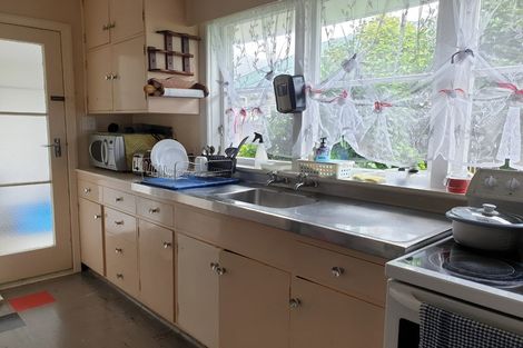 Photo of property in 303a Waiwhetu Road, Fairfield, Lower Hutt, 5011