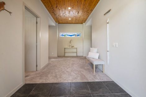 Photo of property in 6 Flaxen Way, Kinloch, Taupo, 3377