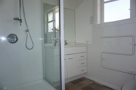 Photo of property in 7 Newall Avenue, Bryndwr, Christchurch, 8052