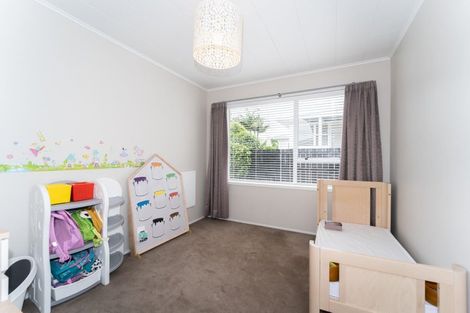 Photo of property in 25a Waipani Road, Te Atatu Peninsula, Auckland, 0610