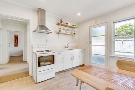 Photo of property in 3/9a Curletts Road, Sockburn, Christchurch, 8042