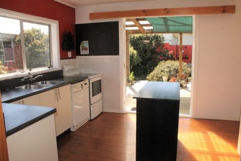 Photo of property in 35 Romilly Street, Westport, 7825