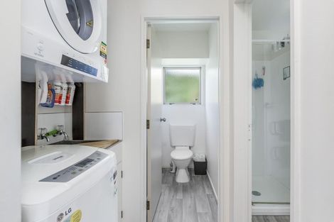 Photo of property in 14 Greenview Lane, Red Beach, 0932