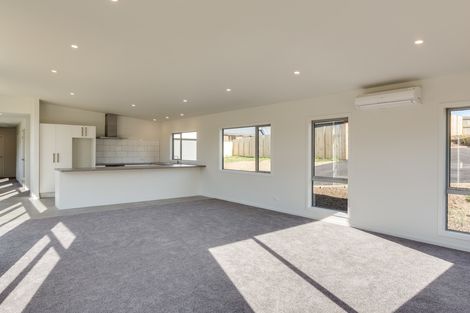 Photo of property in 4 Glendermid Close, Sawyers Bay, Port Chalmers, 9023