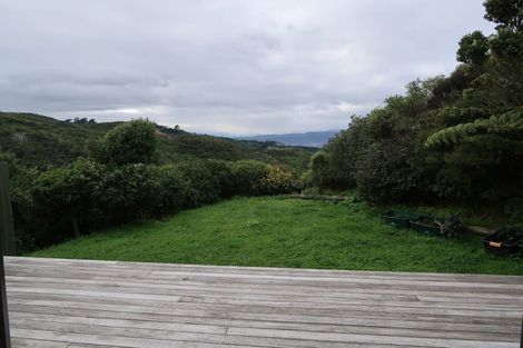 Photo of property in 35b Sunhaven Drive, Newlands, Wellington, 6037