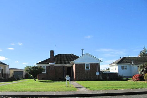 Photo of property in 608 Massey Street, Akina, Hastings, 4122