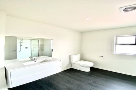 Photo of property in 1115a High Street, Taita, Lower Hutt, 5011