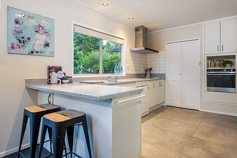 Photo of property in 30 Amante Crescent, Mairangi Bay, Auckland, 0630
