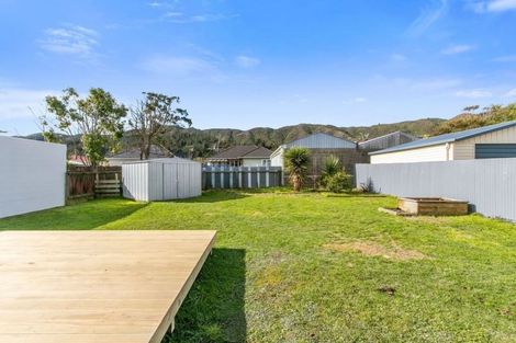 Photo of property in 16 Roberts Street, Wainuiomata, Lower Hutt, 5014