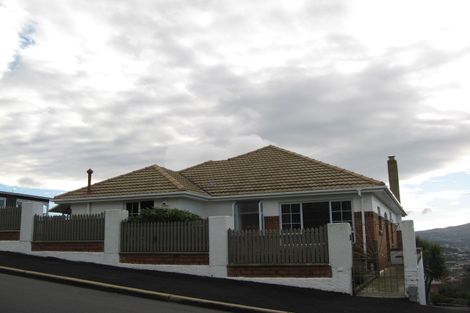 Photo of property in 14 Earls Road, Saint Clair, Dunedin, 9012