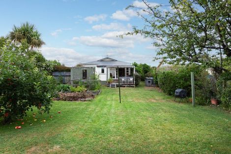 Photo of property in 3 Atkinson Street, Woodville, 4920