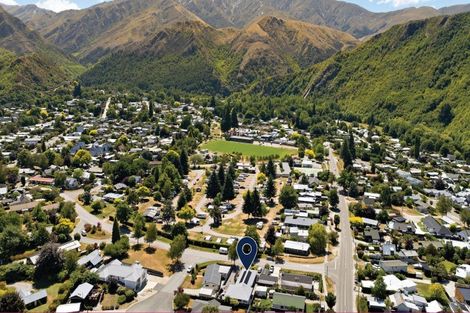 Photo of property in 2 Preston Drive, Arrowtown, 9302