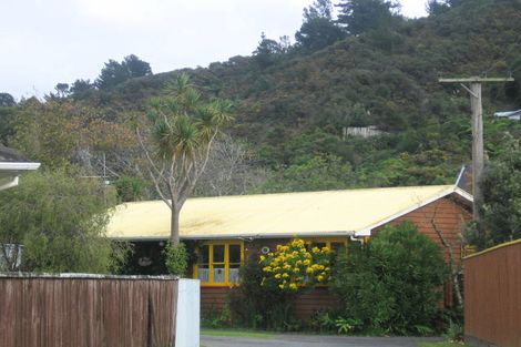Photo of property in 11 Richard Grove, Stokes Valley, Lower Hutt, 5019