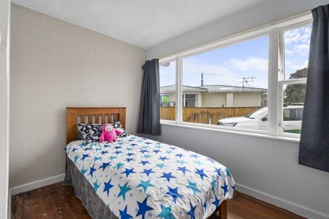 Photo of property in 79 Taumaihi Street, Bulls, 4818