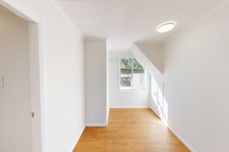 Photo of property in 1 Hurley Place, Awapuni, Palmerston North, 4412