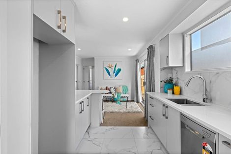 Photo of property in 8 Corric Hill, Torbay, Auckland, 0630