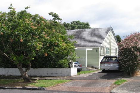Photo of property in 17 Lambeth Road, Mount Eden, Auckland, 1041
