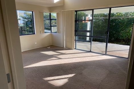 Photo of property in 16 Lincoln Road, Manurewa East, Auckland, 2102