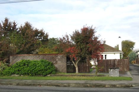 Photo of property in 2/49 Vagues Road, Northcote, Christchurch, 8052