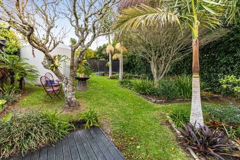 Photo of property in 53 Okura River Road, Okura, Albany, 0792