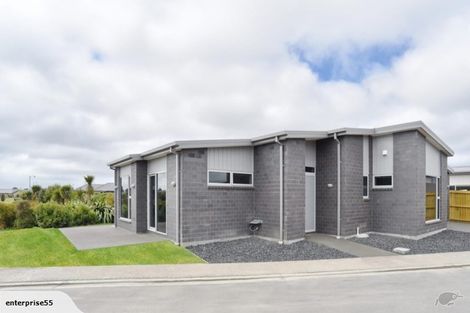 Photo of property in 18 Ardnave Lane, Broomfield, Christchurch, 8042