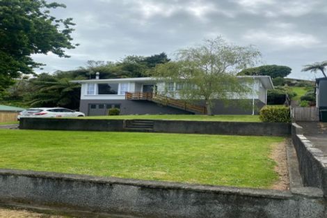 Photo of property in 89 Awanui Street, Merrilands, New Plymouth, 4312