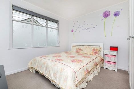 Photo of property in 1556 Great North Road, Waterview, Auckland, 1026