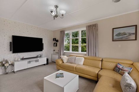 Photo of property in 18 Tweed Street, Roslyn, Palmerston North, 4414