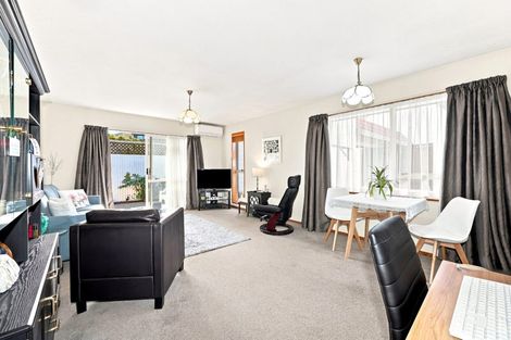 Photo of property in 2/48 Longfellow Street, Sydenham, Christchurch, 8023