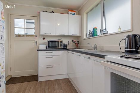 Photo of property in 5 Ada Street, Hokowhitu, Palmerston North, 4410