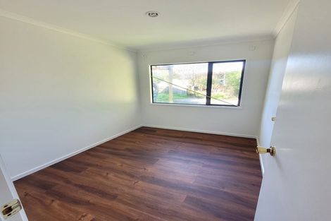 Photo of property in 81 Oreil Avenue, West Harbour, Auckland, 0618