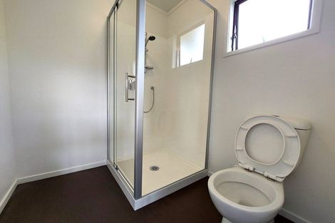 Photo of property in 19 Coroglen Avenue, Birkenhead, Auckland, 0626