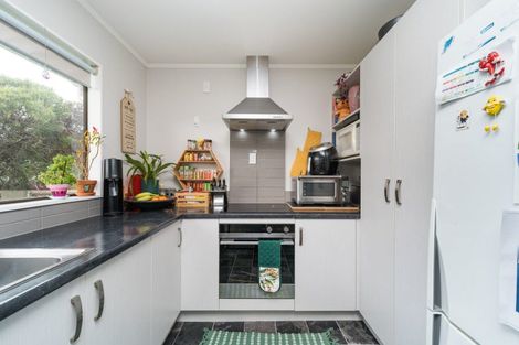 Photo of property in 57 Rhodes Drive, Kelvin Grove, Palmerston North, 4414