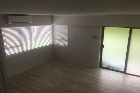 Photo of property in 64 West Coast Road, Glen Eden, Auckland, 0602