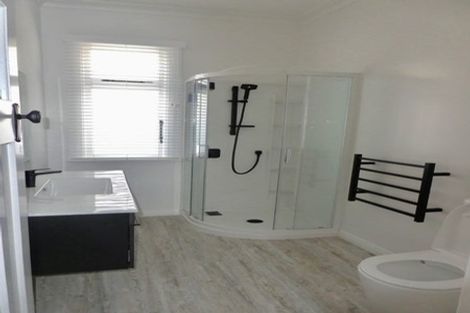 Photo of property in 23 Fitzroy Street, Caversham, Dunedin, 9012