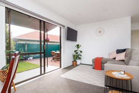 Photo of property in 19a Colonial Place, Kelvin Grove, Palmerston North, 4414