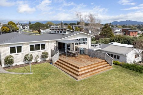 Photo of property in 41 Discovery Place, Marfell, New Plymouth, 4310
